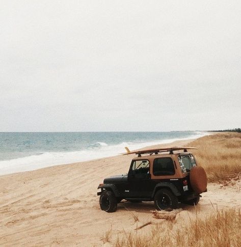 De la cochera al line-up: cómo amarrar tu tabla de surf al carro sin estrés (paso a paso)