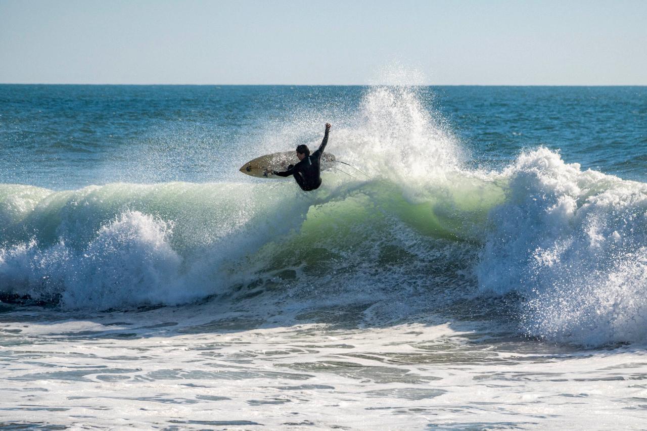 Surfeando las olas de otoño: consejos esenciales para las marejadas otoñales