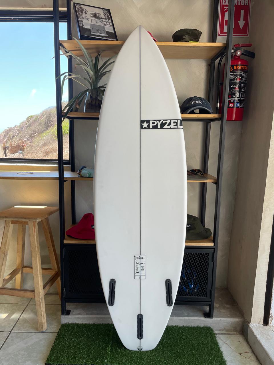 5’10 PYZEL POWER TIGER XL