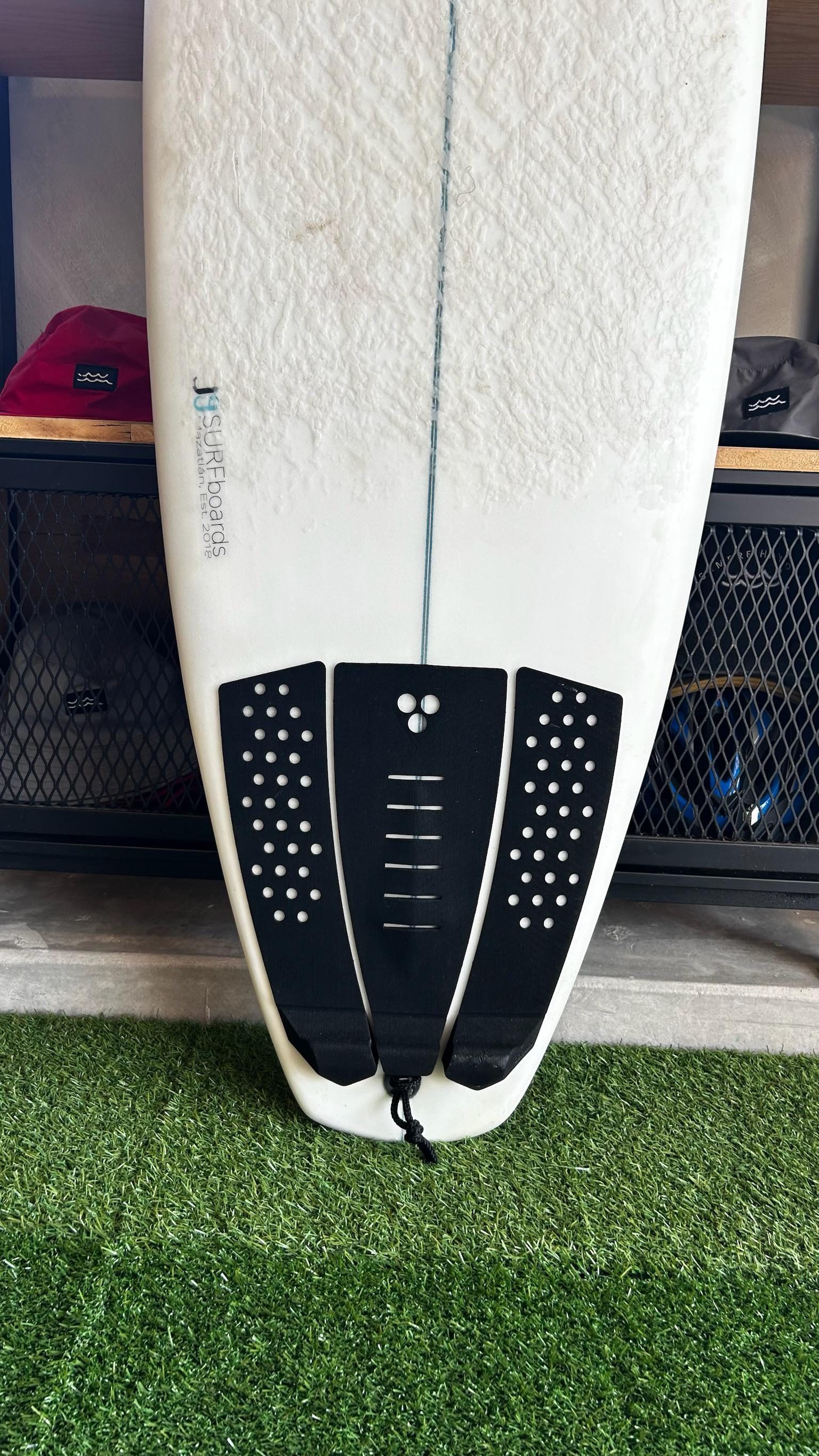 5'10 JG SURFBOARDS